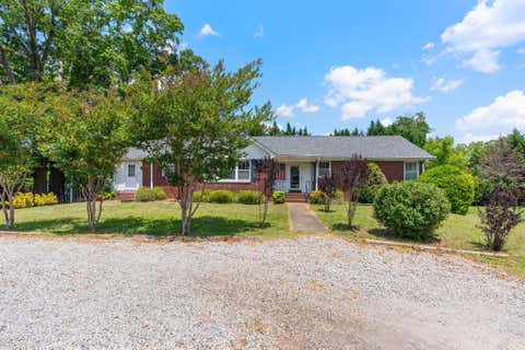 Homes For Sale - 110 W Main Street<br/> Duncan, SC 29334