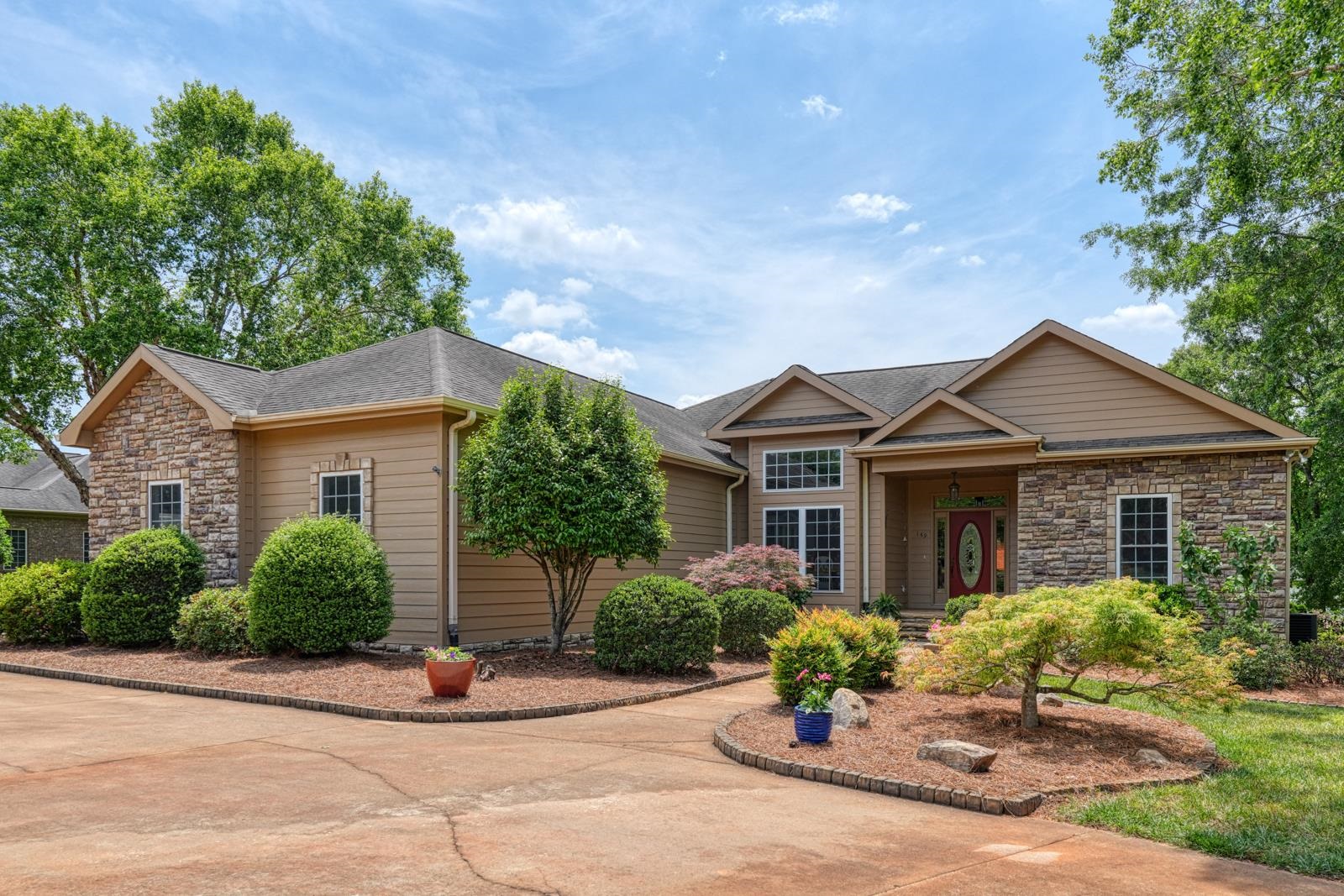 149 Shore Heights Drive, Inman, South Carolina image 1