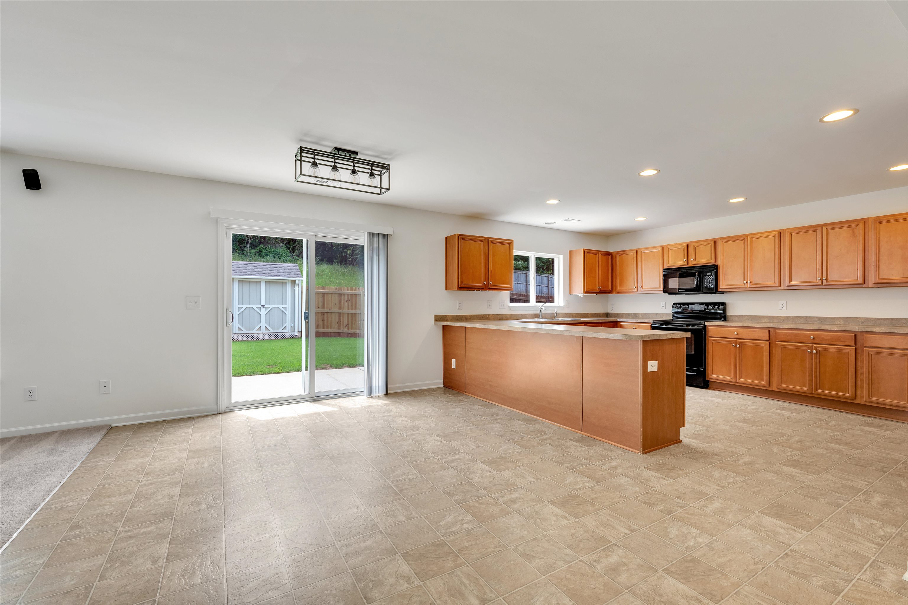 161 Stonewood Crossing Drive, Boiling Springs, South Carolina image 7