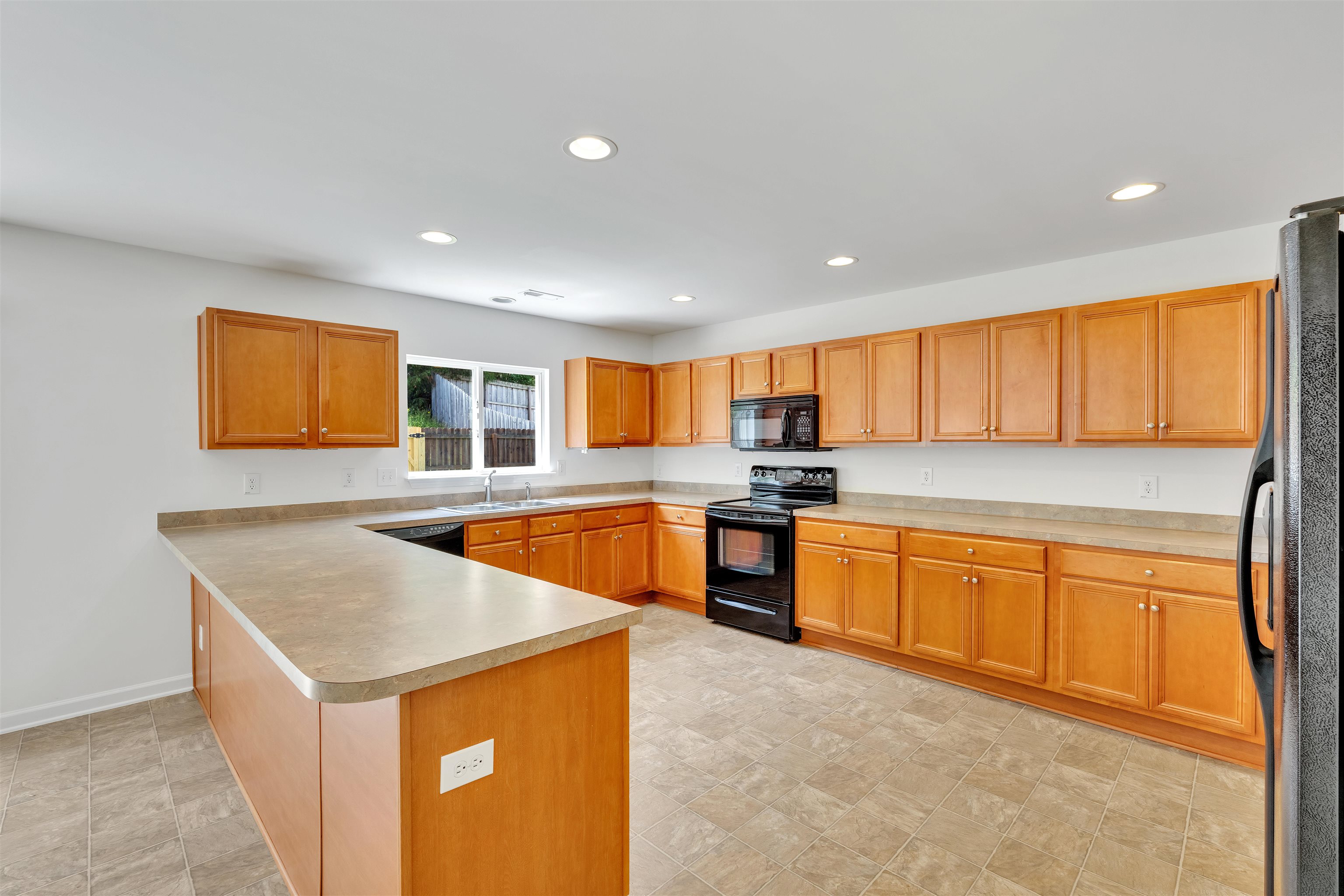 161 Stonewood Crossing Drive, Boiling Springs, South Carolina image 5