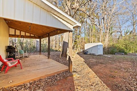 A home in Laurens