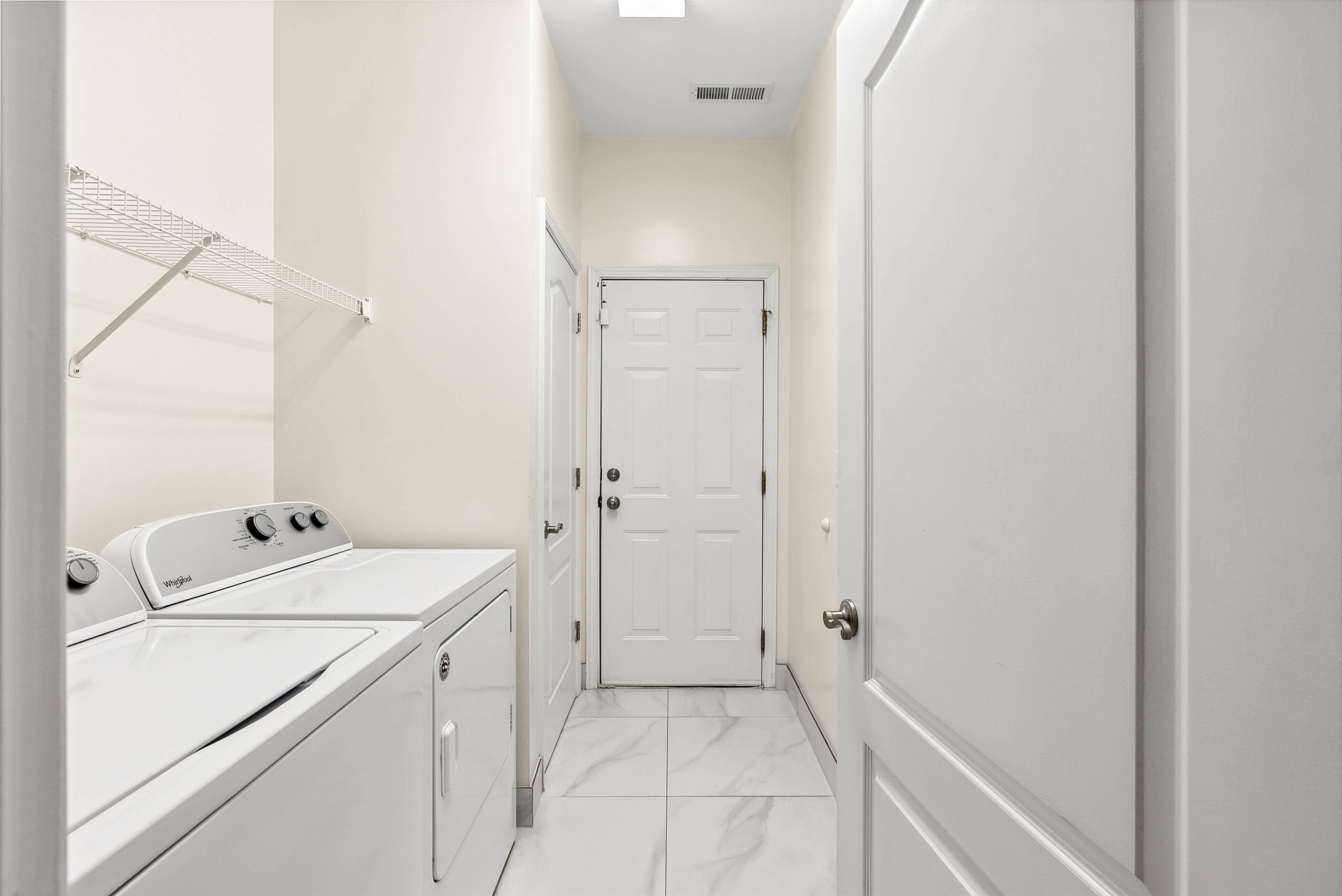 822 Ashmont Lane, Boiling Springs, New York image 35
