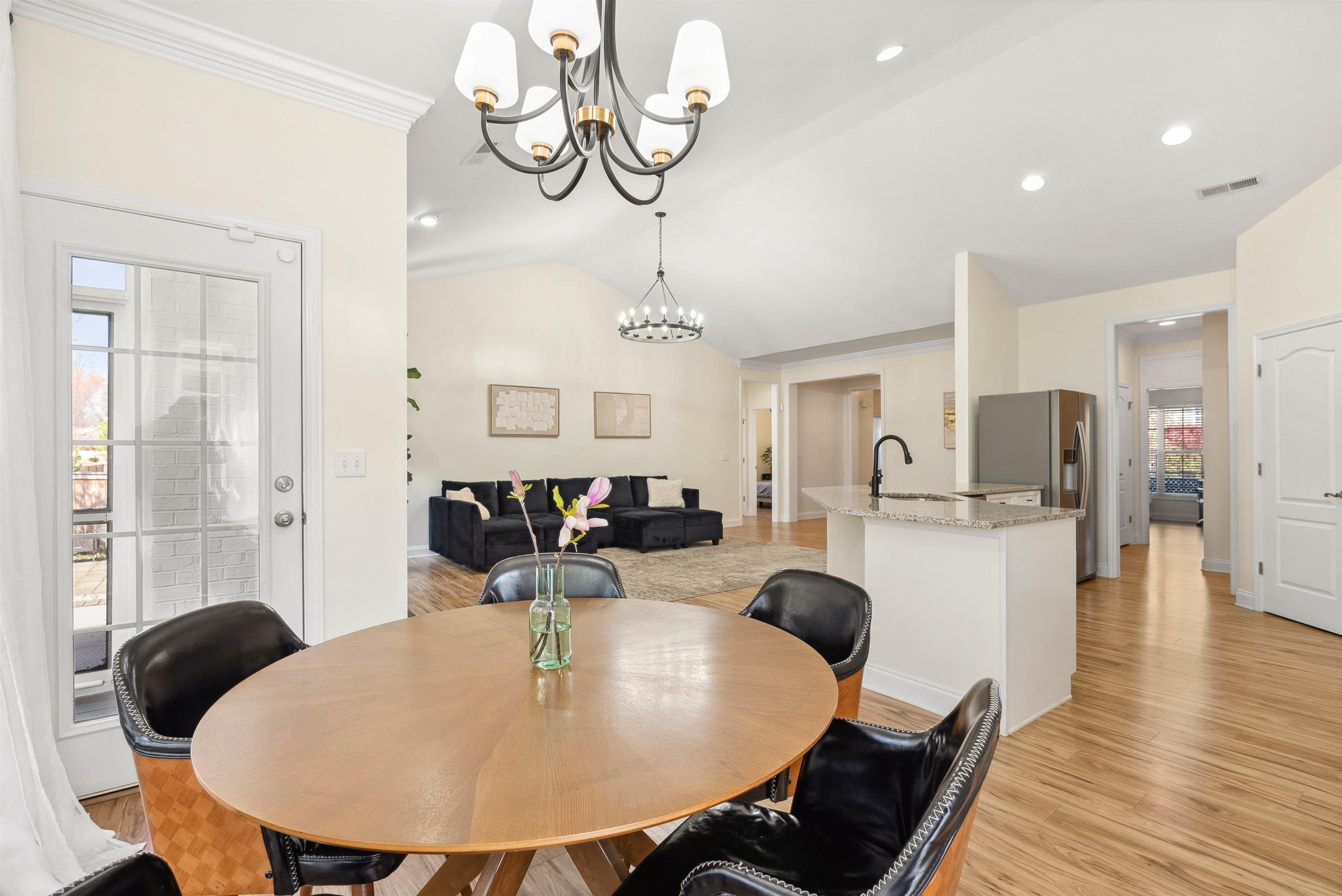 822 Ashmont Lane, Boiling Springs, New York image 17