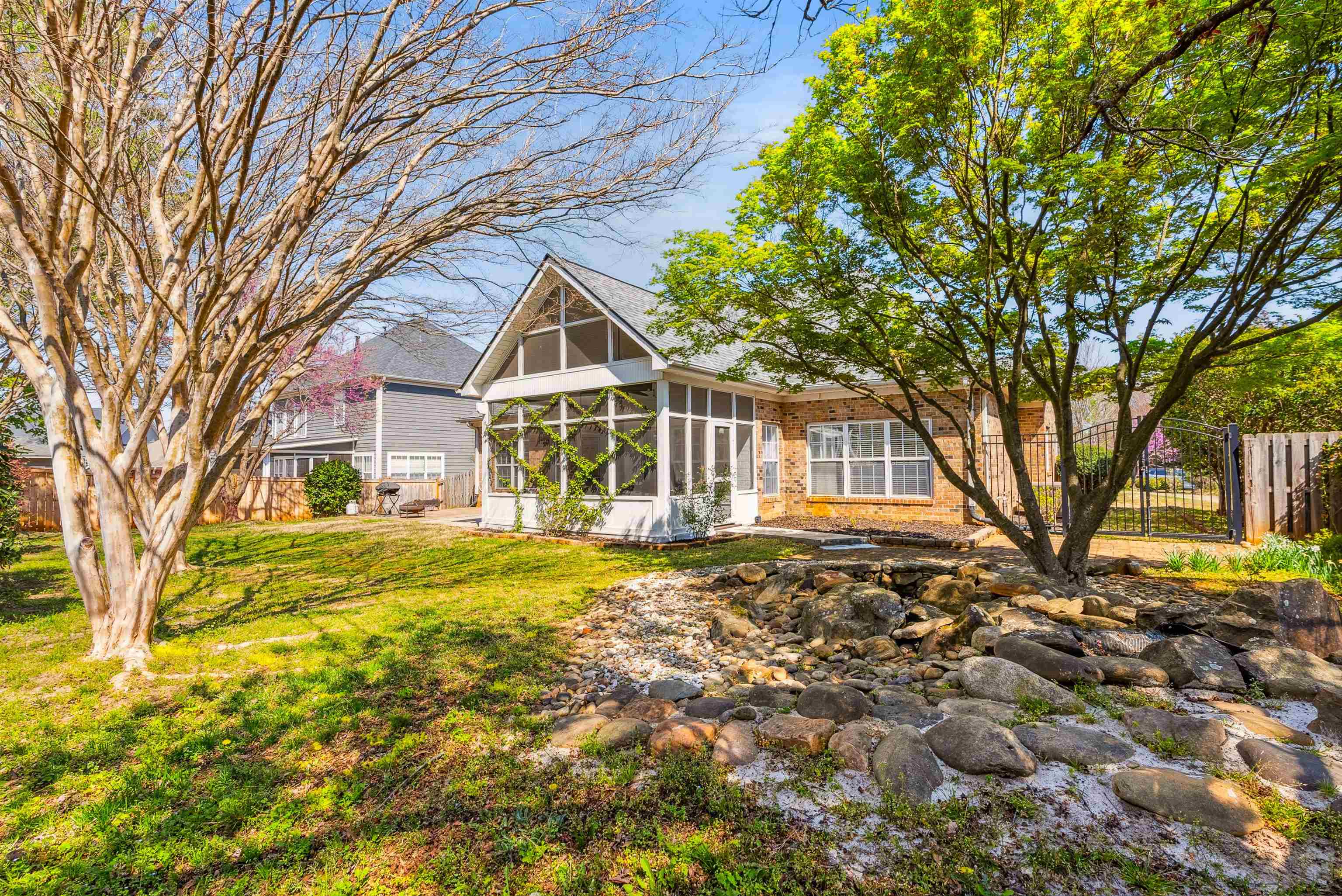822 Ashmont Lane, Boiling Springs, New York image 43