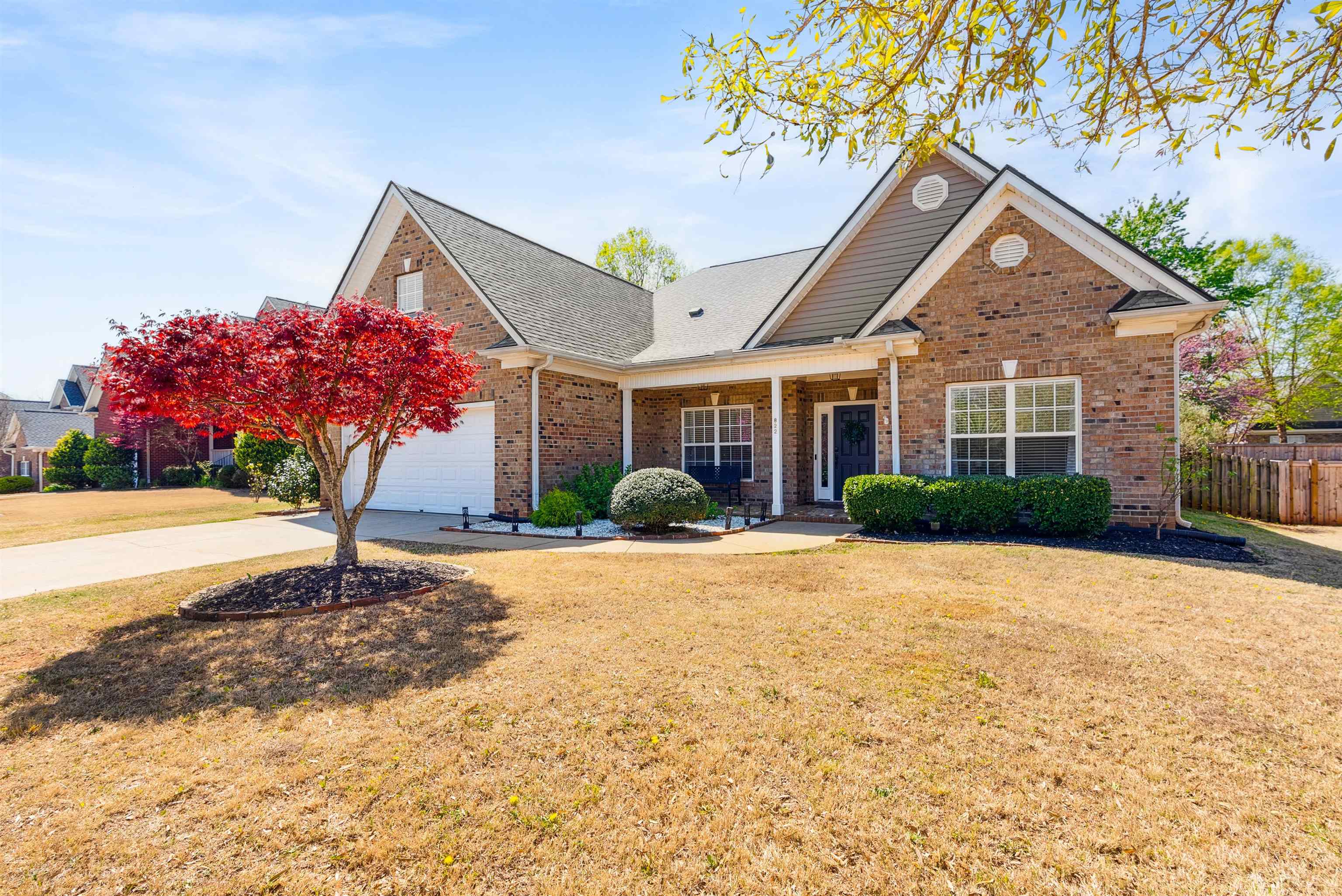 822 Ashmont Lane, Boiling Springs, New York image 3