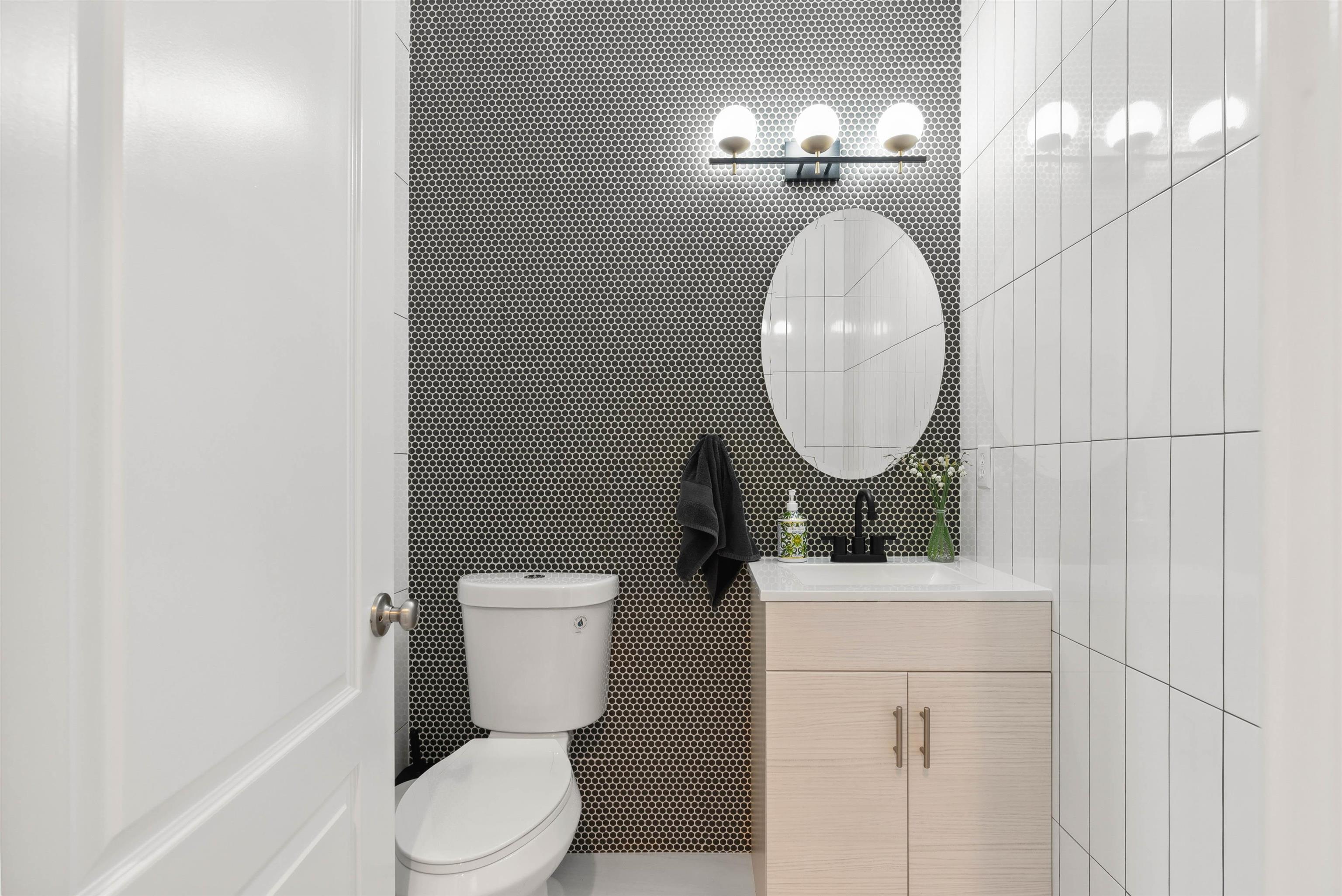 822 Ashmont Lane, Boiling Springs, New York image 32