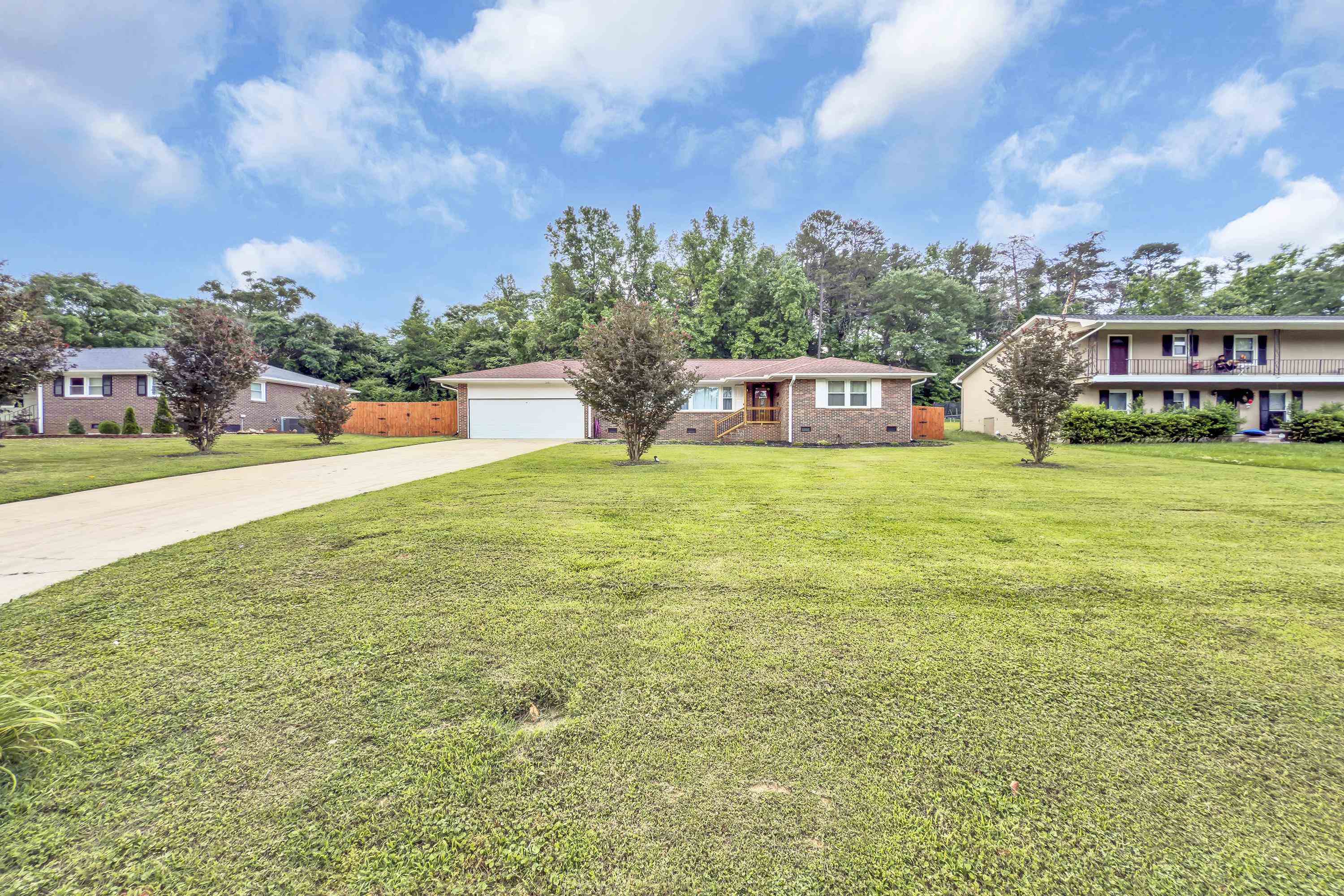 469 Royal Oak Drive, Spartanburg, South Carolina image 2