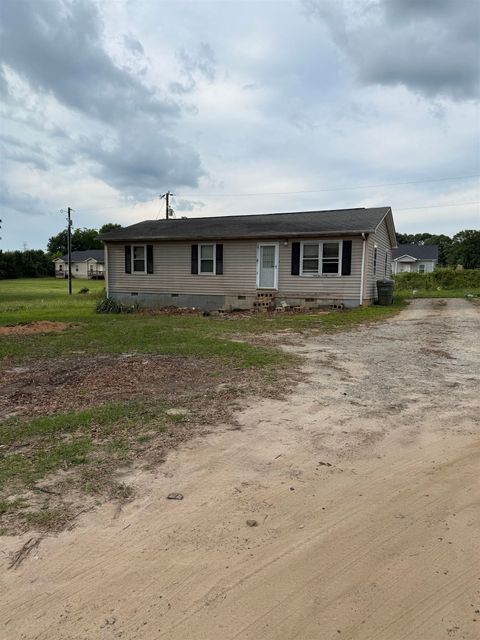 Homes For Sale - 1268 Highway 11 W<br/> Chesnee, SC 29323