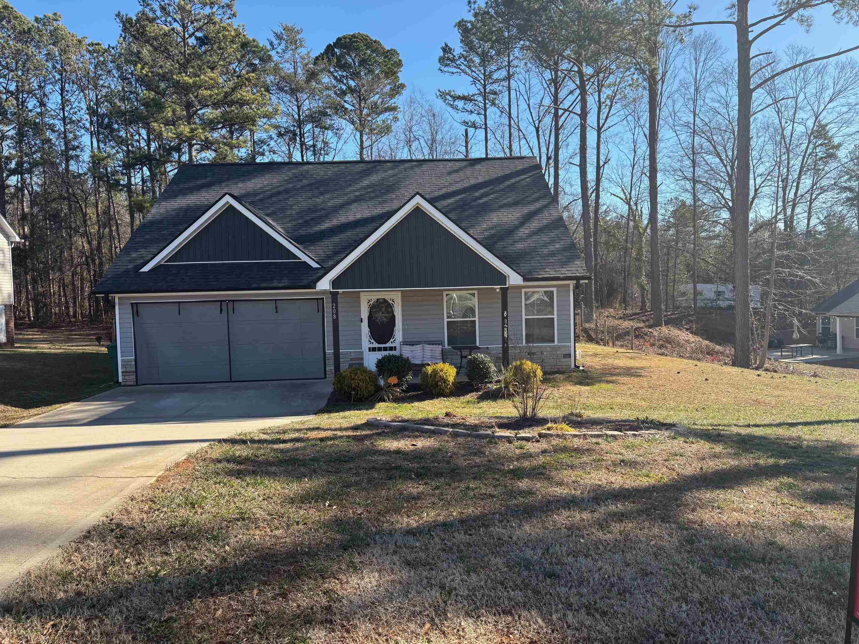 208 Brimfield Drive, Cowpens, South Carolina image 2