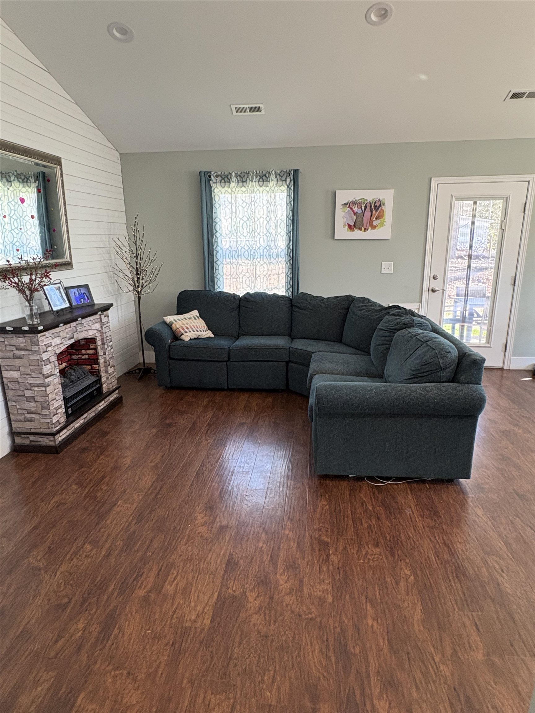 208 Brimfield Drive, Cowpens, South Carolina image 4