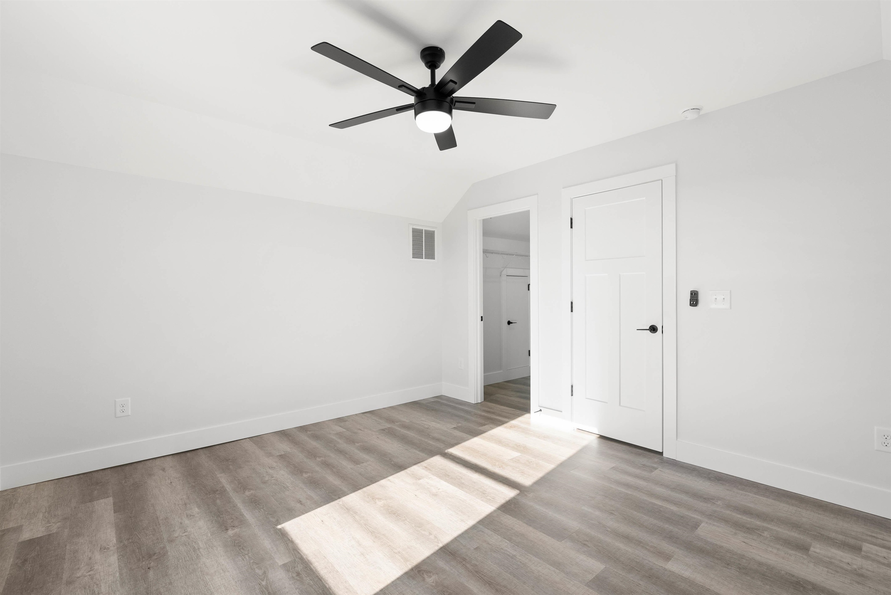 2039 Meadow Glen Court, Chesnee, South Carolina image 26