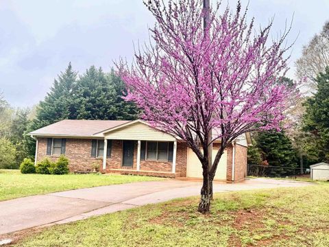 Homes For Sale - 1408 Bonner Road<br/> Gaffney, SC 29341