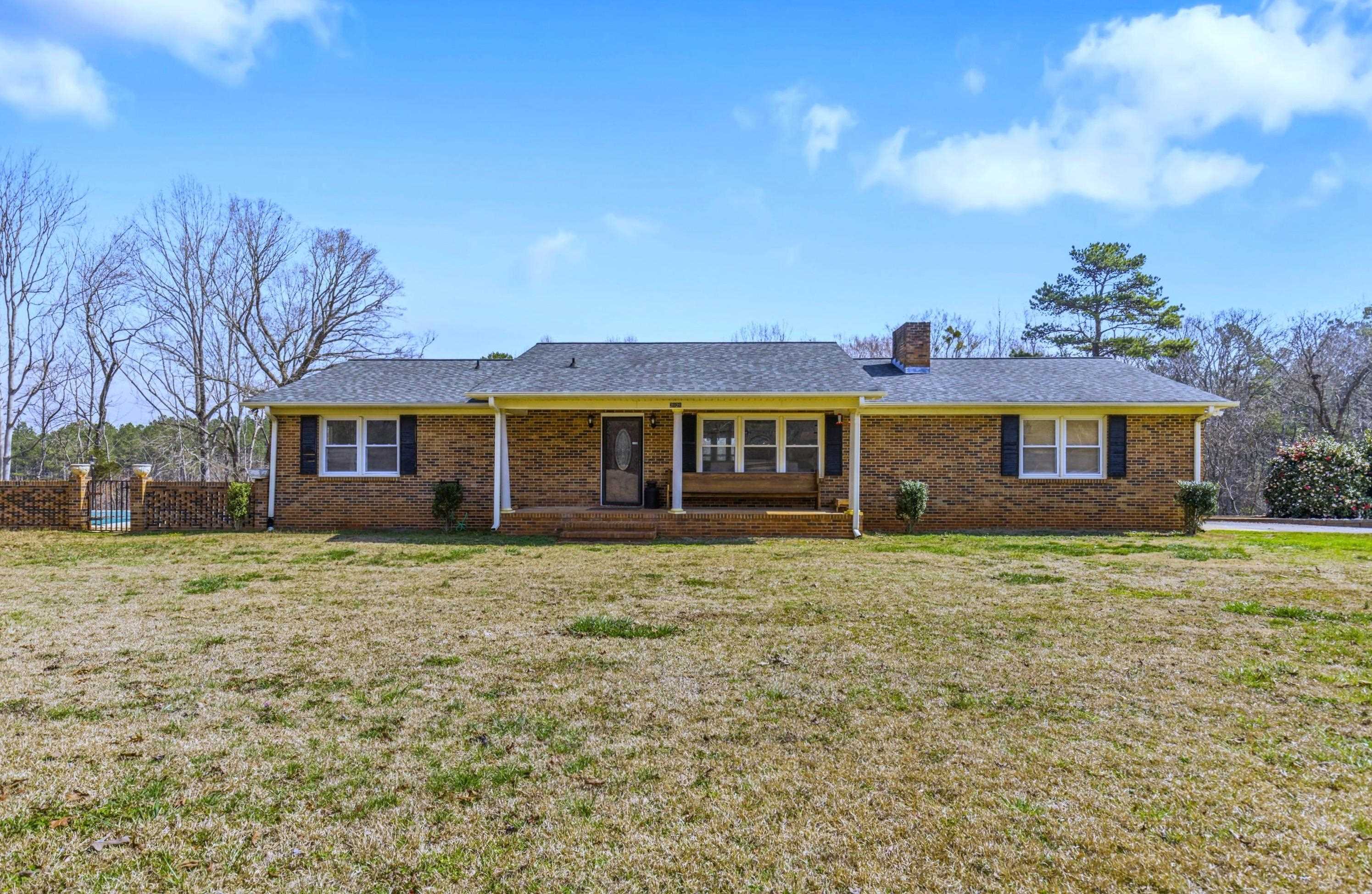 2121 Whitestone Rd, Spartanburg, South Carolina image 2