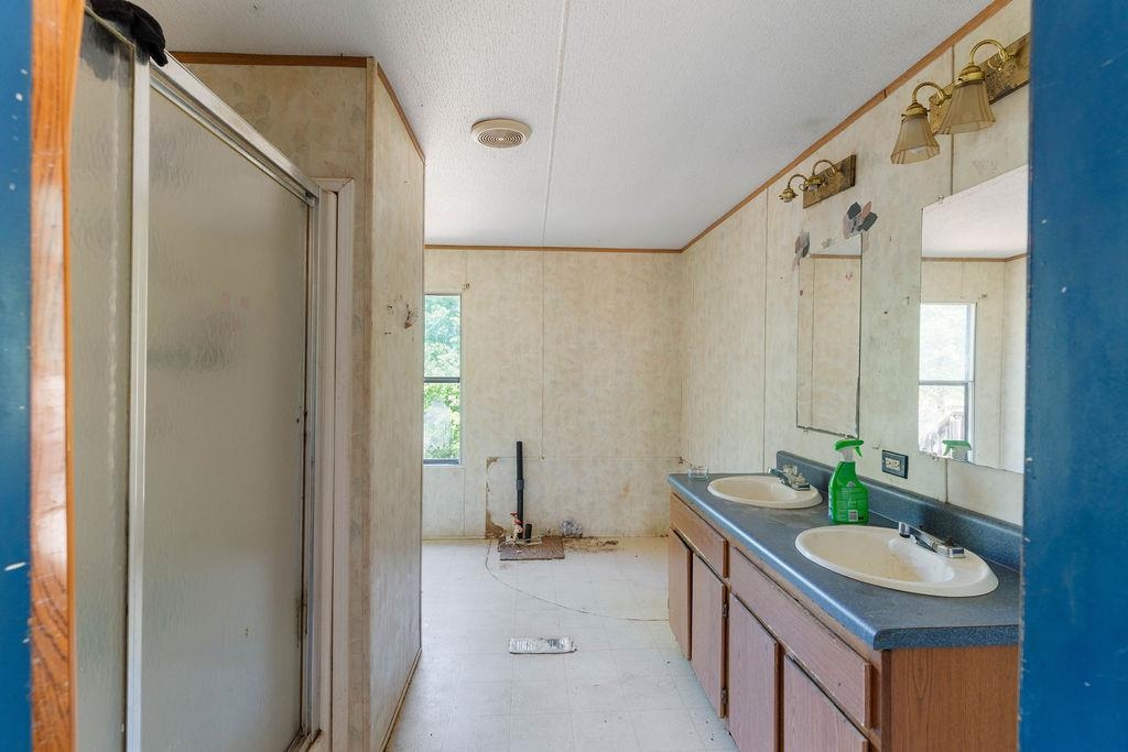248 Jones Town Road, Chesnee, New York image 15