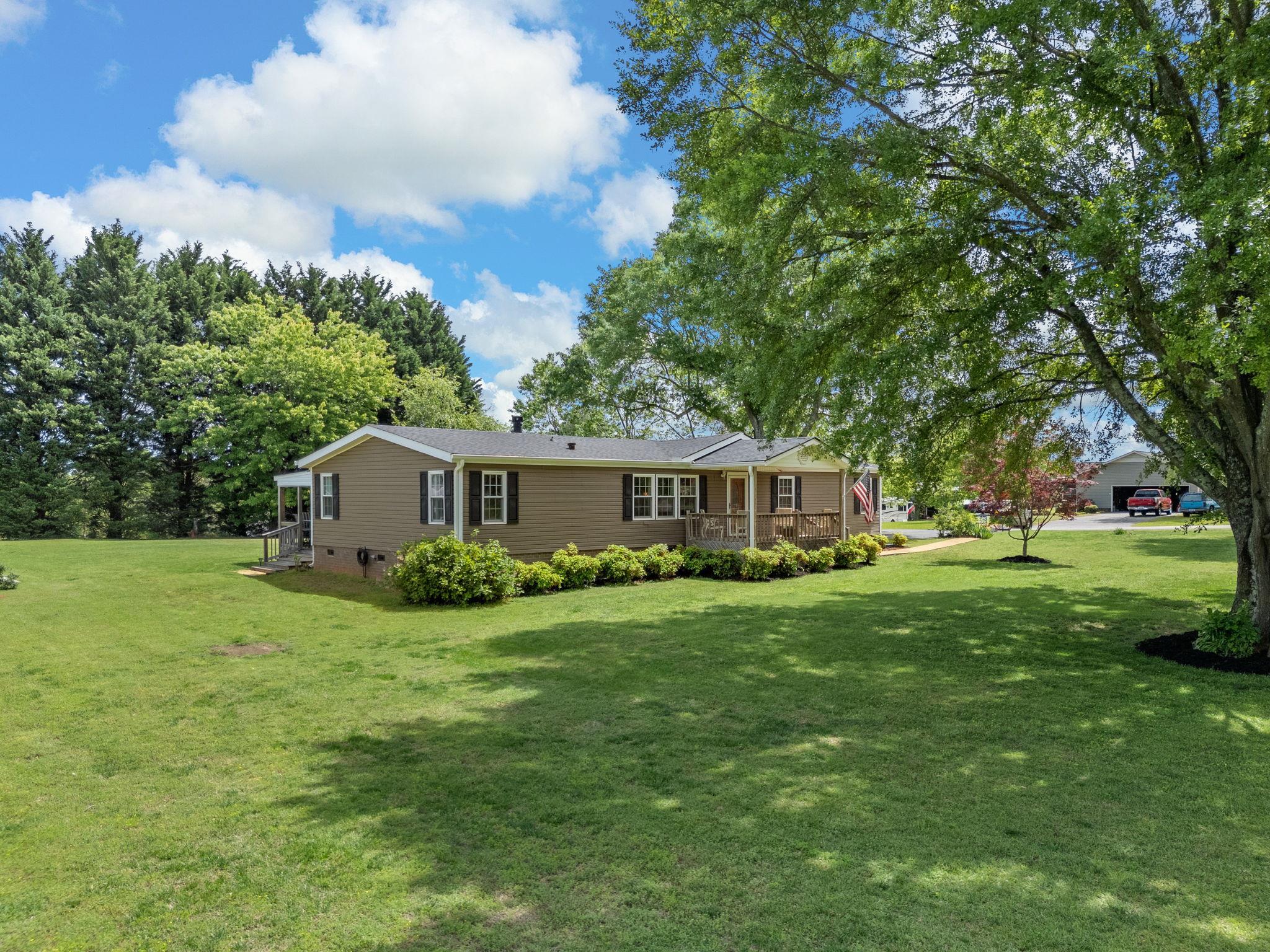 199 Rocky Creek Drive, Inman, South Carolina image 2