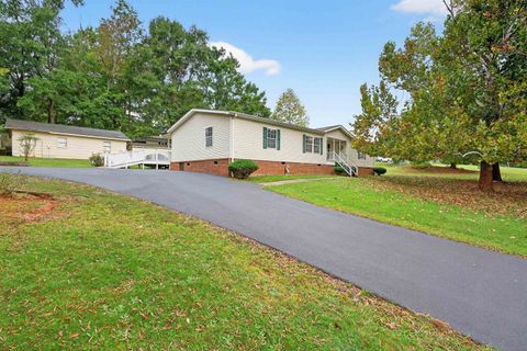 Mobile Home For Sale - 118 Settle Avenue<br/> Spartanburg County, Campobello, SC 29322
