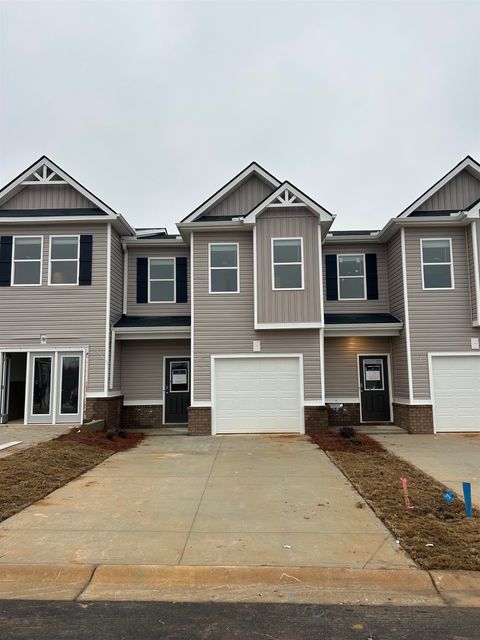 Homes For Sale - 1111 Wharf Trail<br/> Spartanburg, SC 29306