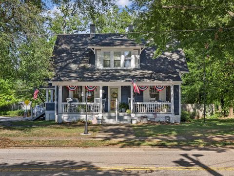 Homes For Sale - 401 E Rutledge Avenue<br/> Gaffney, SC 29340