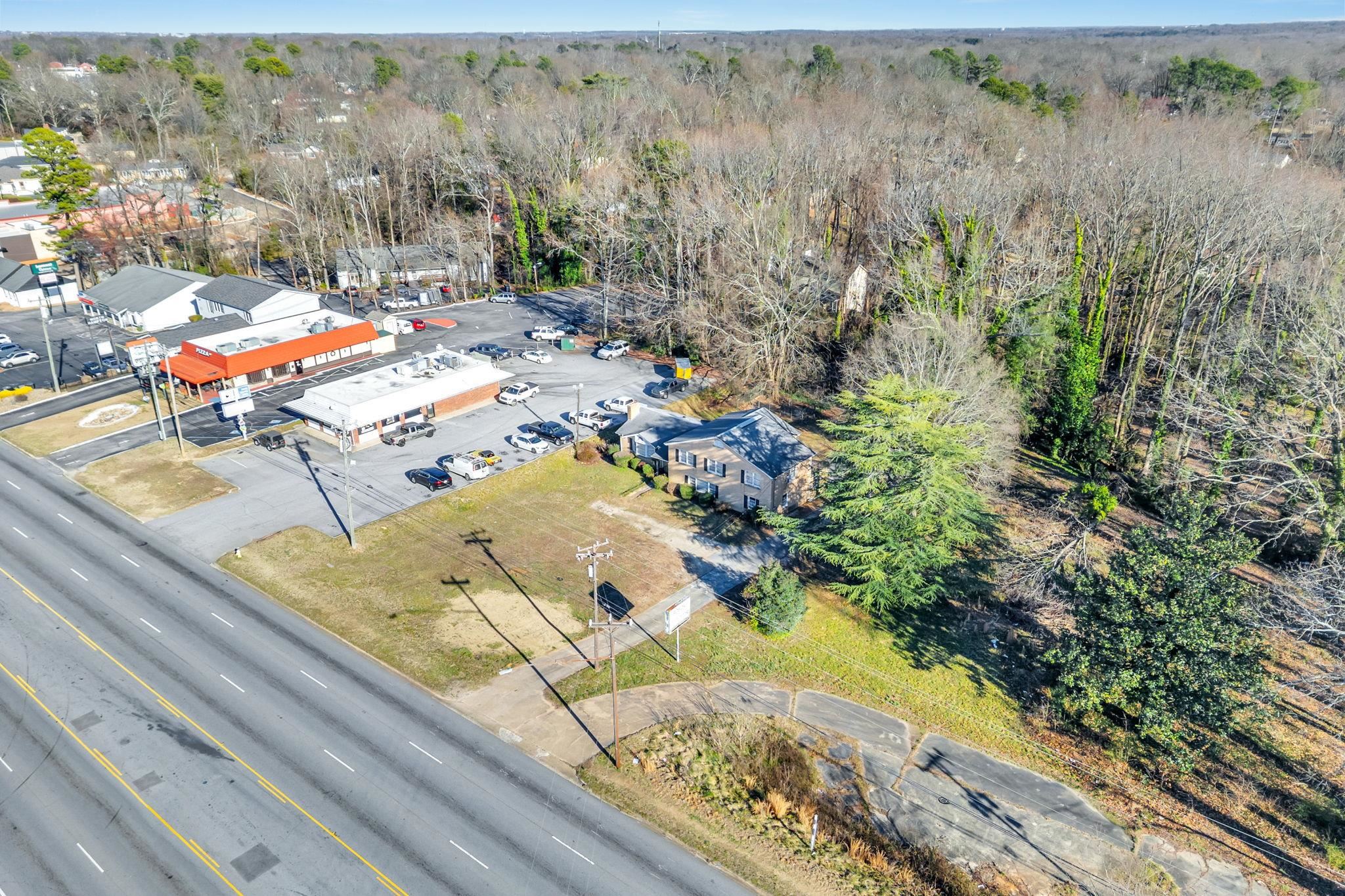 2712 Wade Hampton Boulevard, Greenville, South Carolina image 5