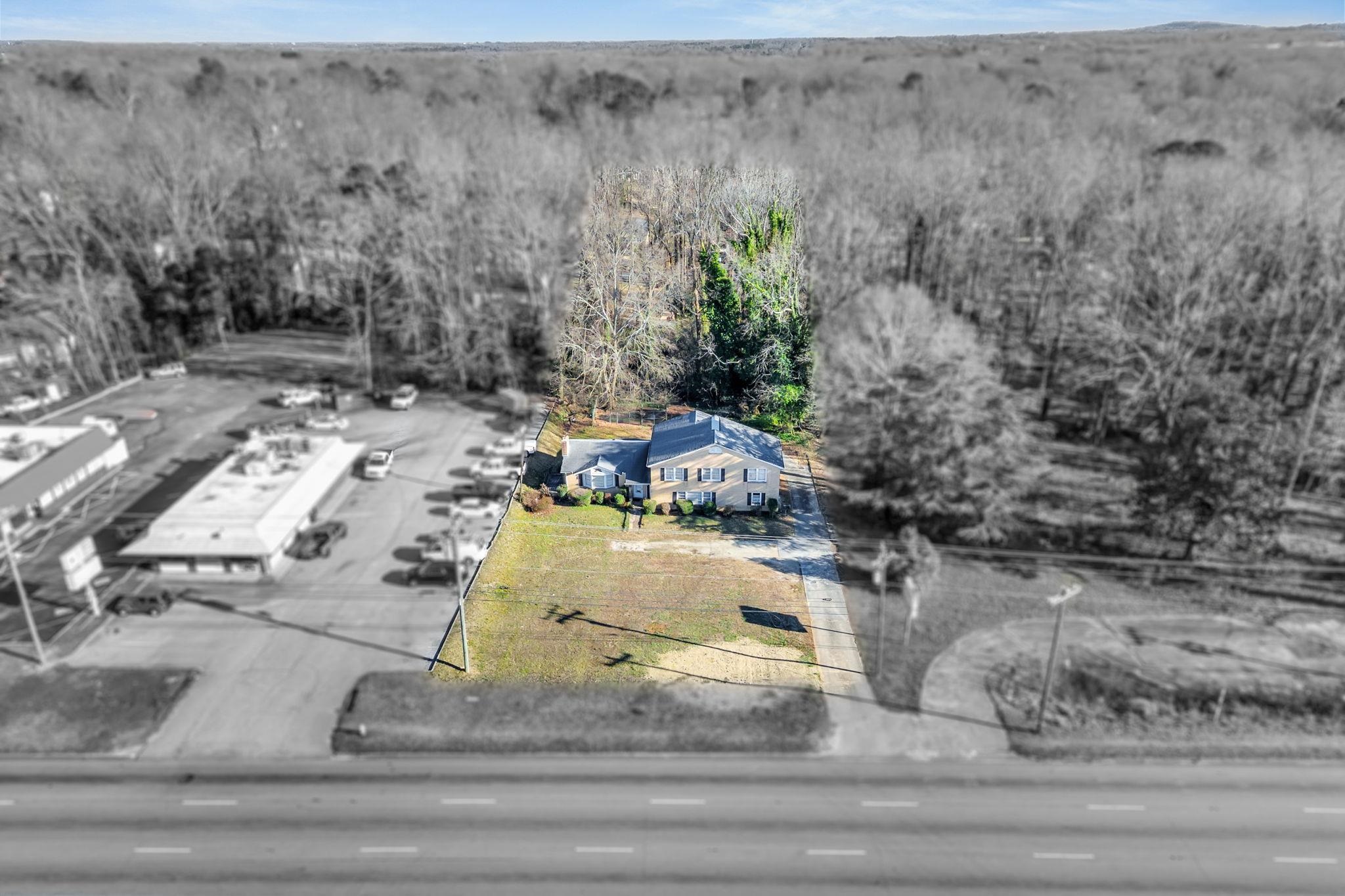 2712 Wade Hampton Boulevard, Greenville, South Carolina image 3