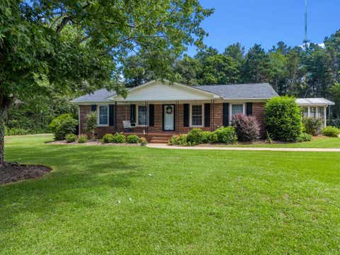 Homes For Sale - 823 Wilkinsville Highway<br/> Cherokee County, Gaffney, SC 29340
