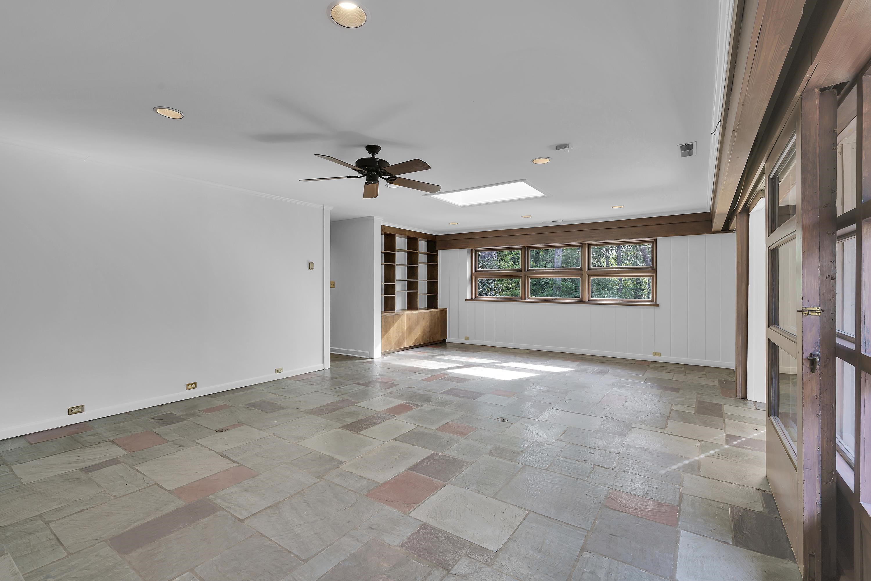 915 Brentwood Drive, Spartanburg, South Carolina image 3