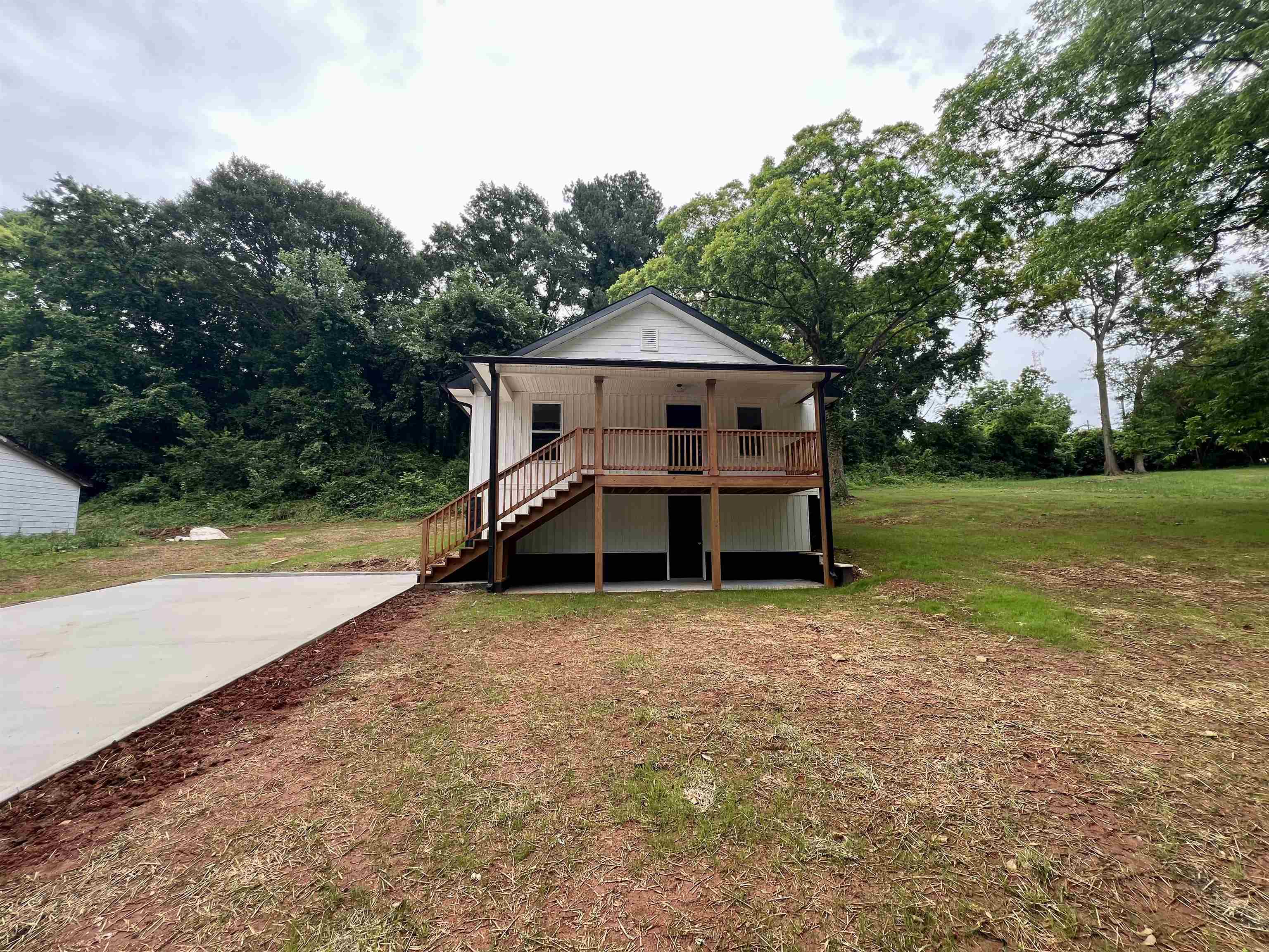 665 Old Whitney Road, Spartanburg, South Carolina image 1