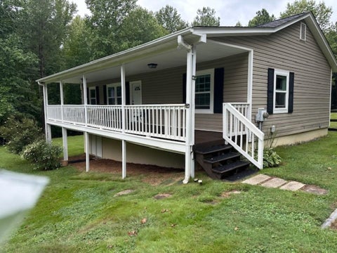 Homes For Sale - 1095 E Prince Road<br/> Landrum, SC 29356