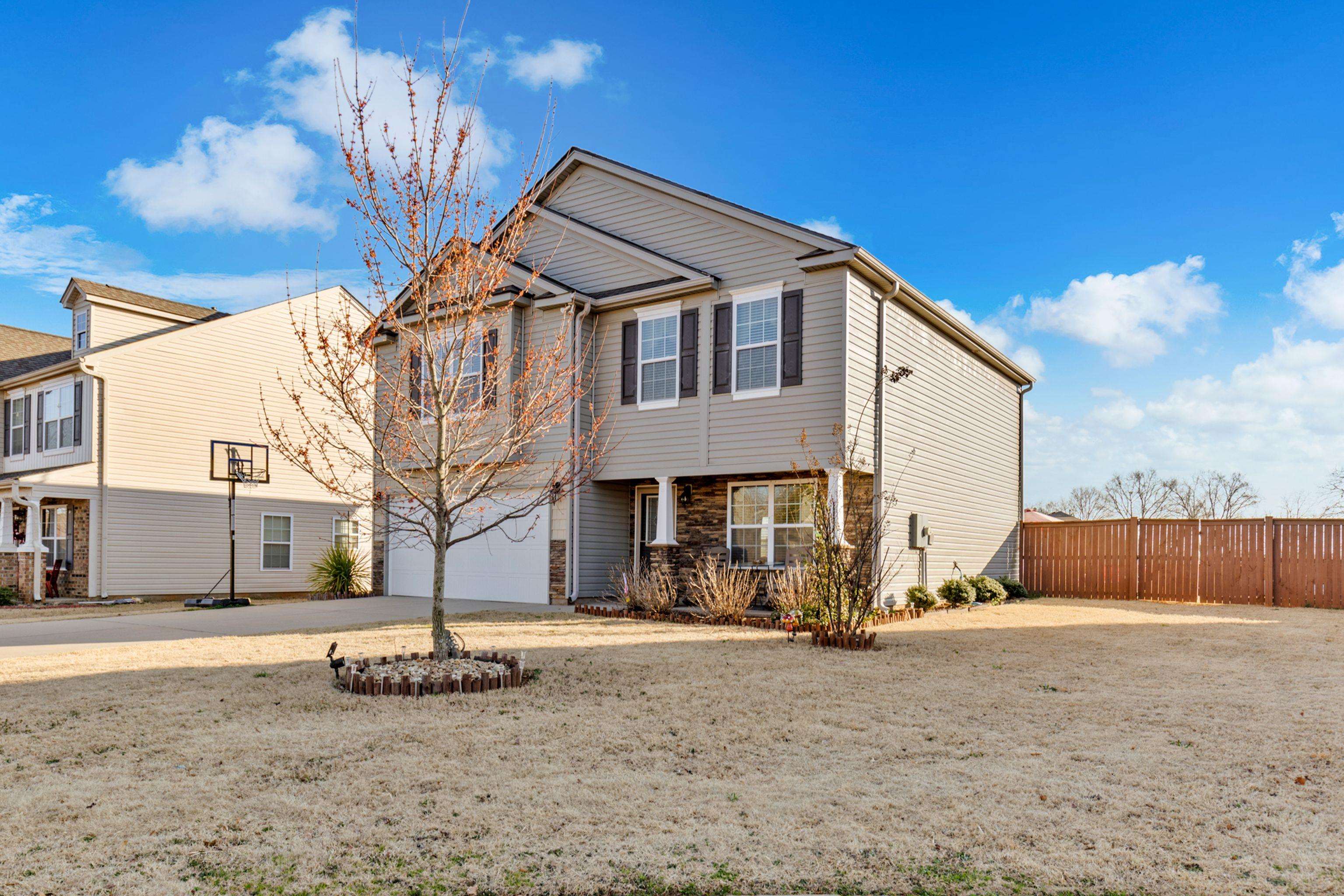 109 Prairie Wolf Run, Duncan, South Carolina image 2