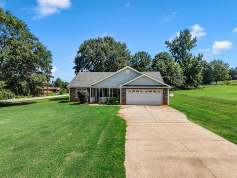 Homes For Sale - 207 Gibbs Road<br/> Spartanburg County, Wellford, SC 29385