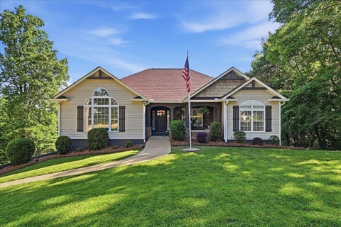 Homes For Sale - 24 Carriage Drive<br/> Greer, SC 29651