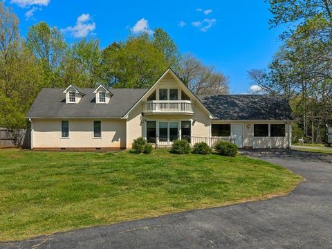 Homes For Sale - 719 S Howard Avenue<br/> Spartanburg County, Landrum, SC 29356