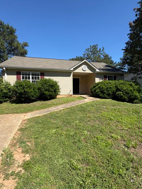 Homes For Sale - 1869 Tamara Way<br/> Spartanburg, SC 29301