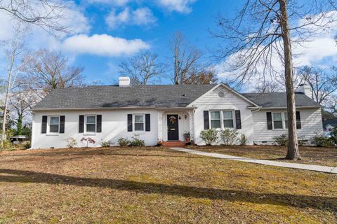 Homes For Sale - 209 Young Drive<br/> Clinton, SC 29325