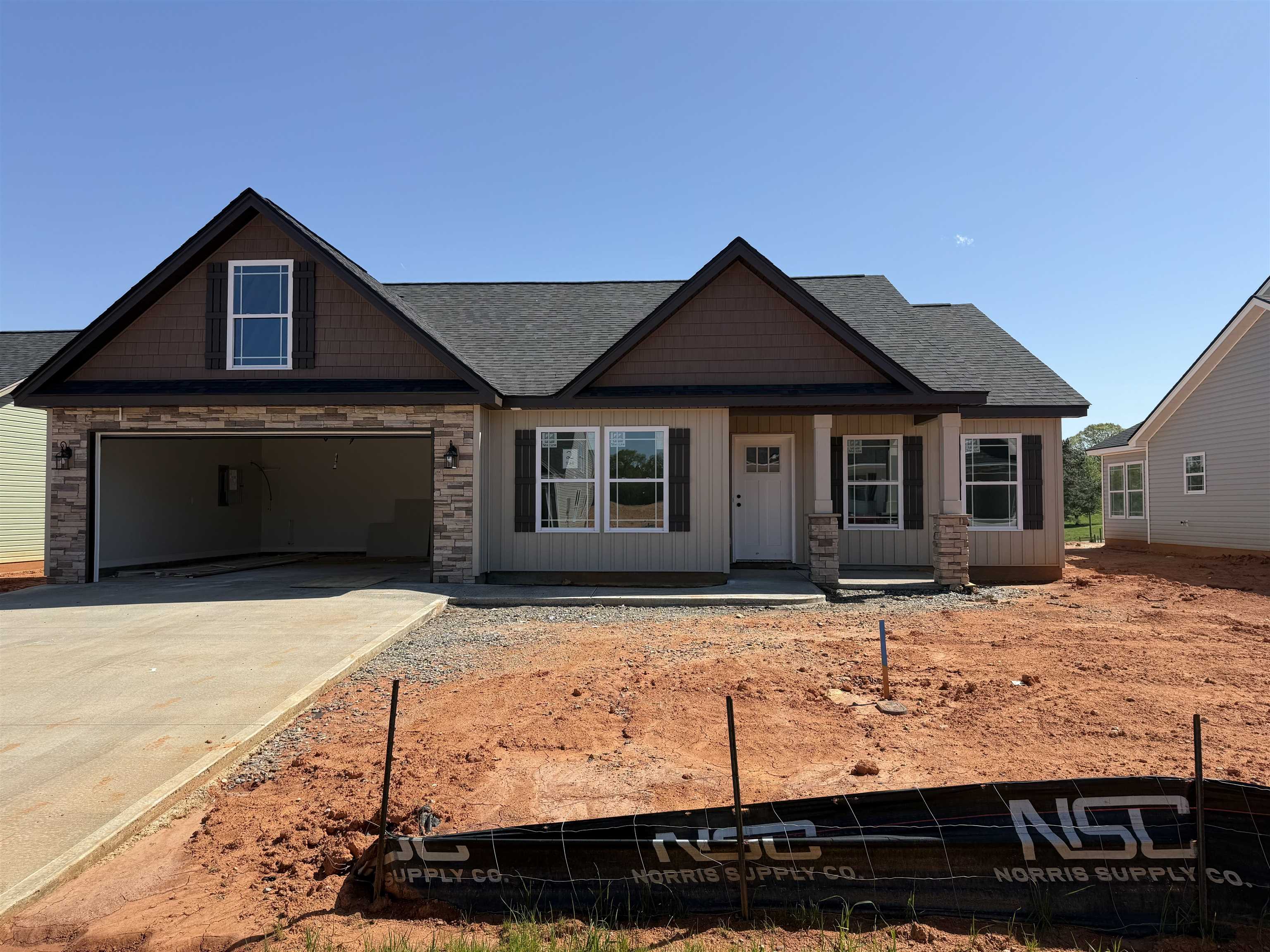 520 Adventure Isla Way, Campobello, South Carolina image 1