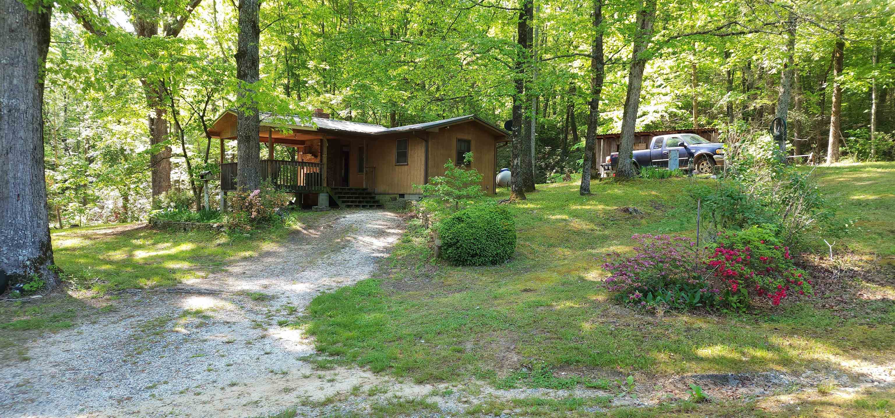 563 Burgess Road, Mill Spring, North Carolina image 3