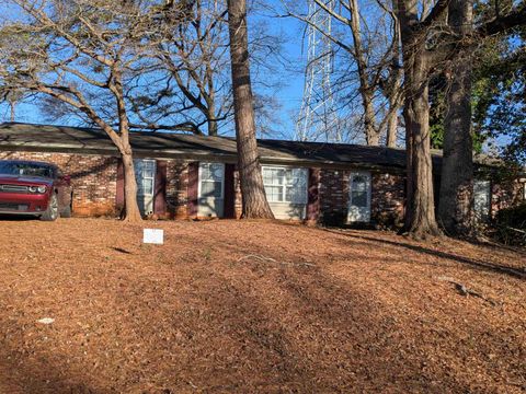 Homes For Sale - 2042 Evergreen Drive<br/> Boiling Springs, SC 29316