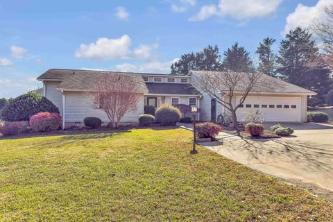 A home in Landrum