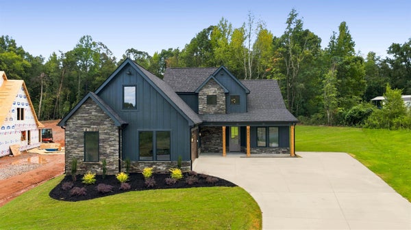 GARRETT ST, WOODRUFF, SC 29388 - Image bd88a9e40f4bcc3e8f6dfeda8ec41212/608819309