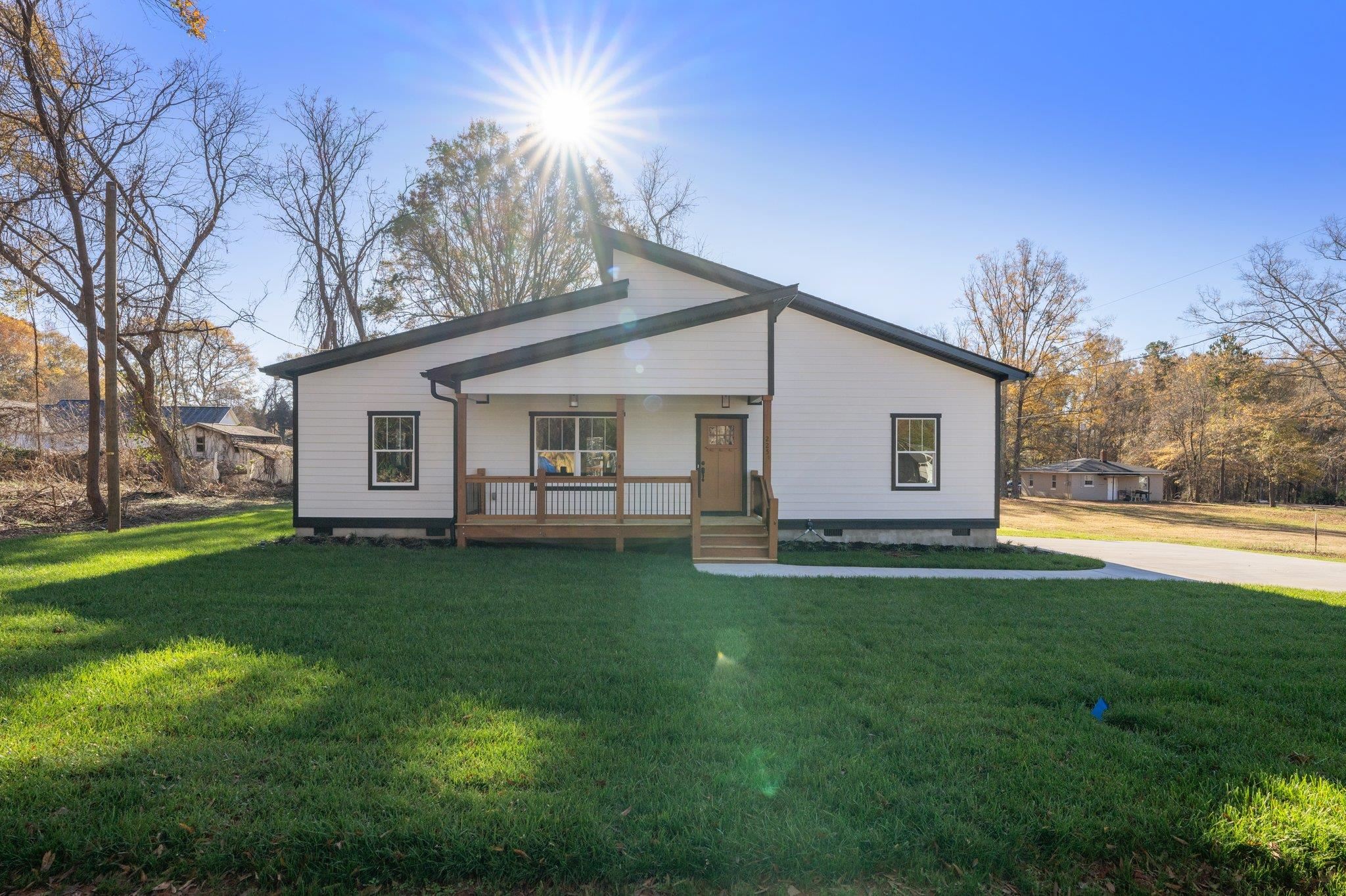 225 Cedar Street, Woodruff, South Carolina image 1