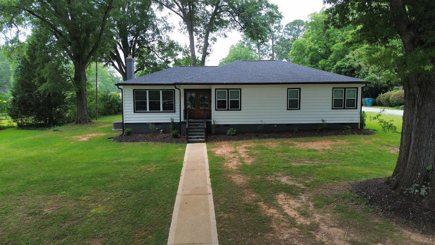 202 Pine St St, Gaffney, South Carolina image 4