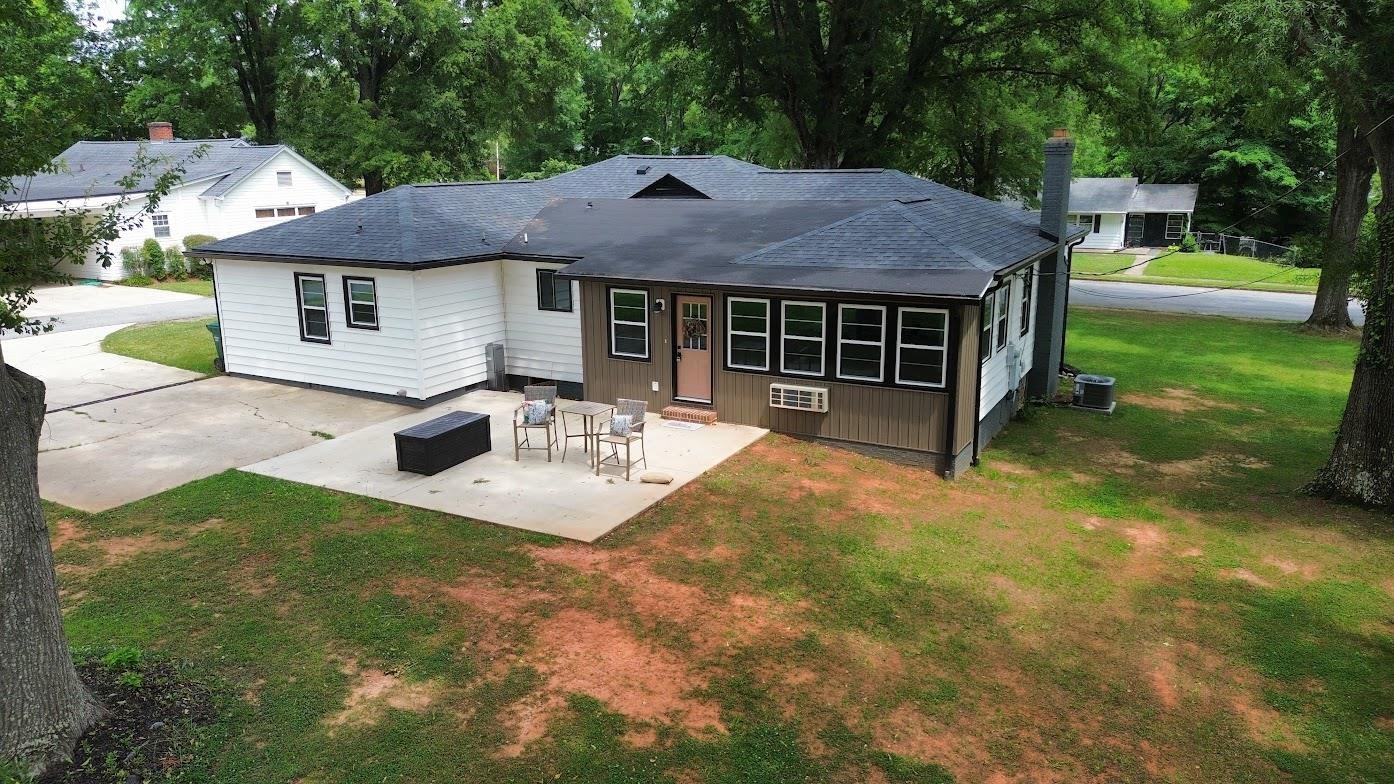 202 Pine St St, Gaffney, South Carolina image 3