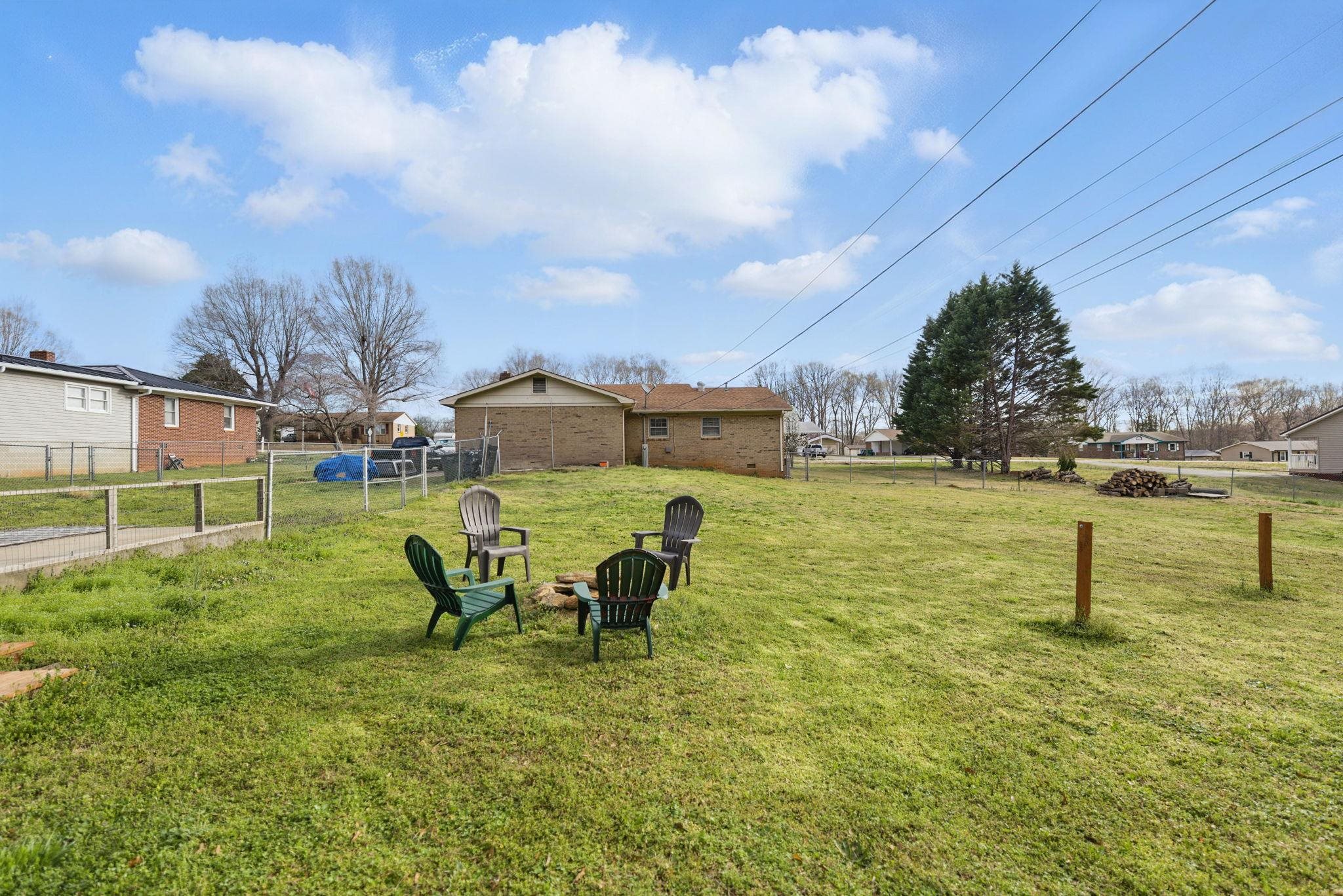 214 W 9th St Street, Gaffney, South Carolina image 5