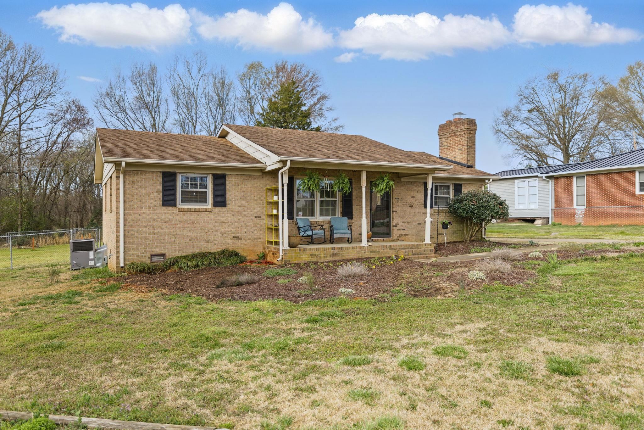 214 W 9th St Street, Gaffney, South Carolina image 3