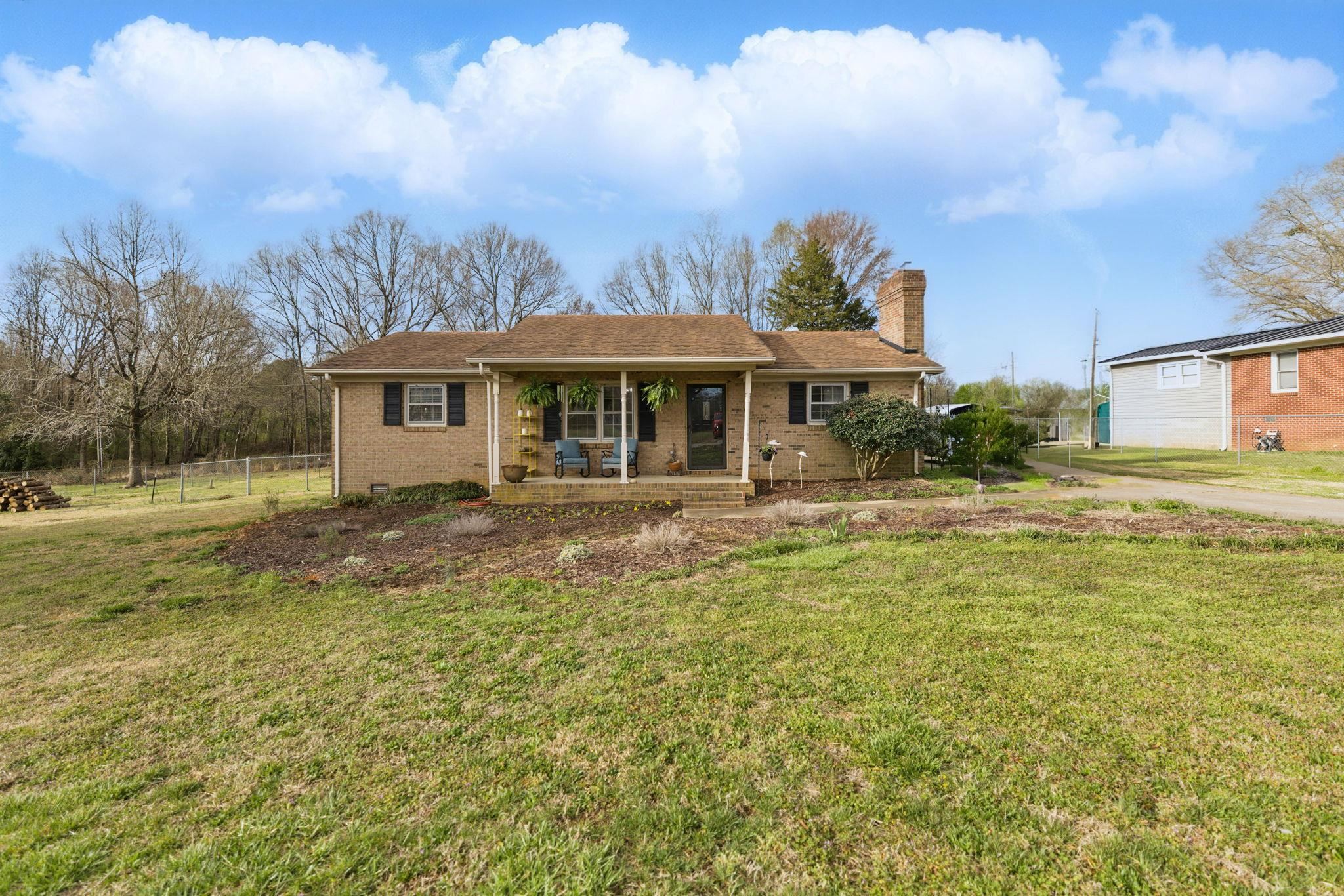 214 W 9th St Street, Gaffney, South Carolina image 1