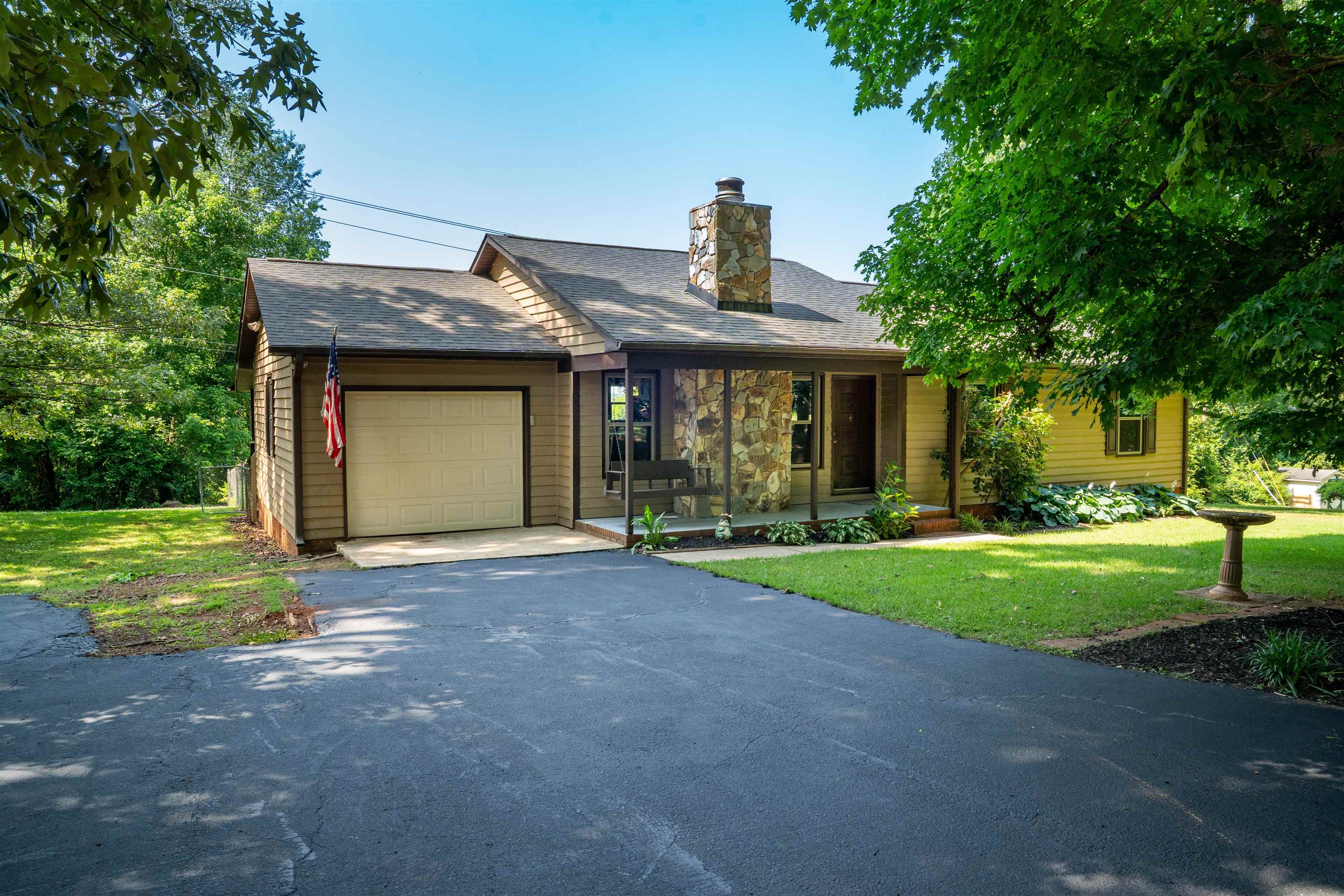 561 Kent Street, Spartanburg, South Carolina image 2