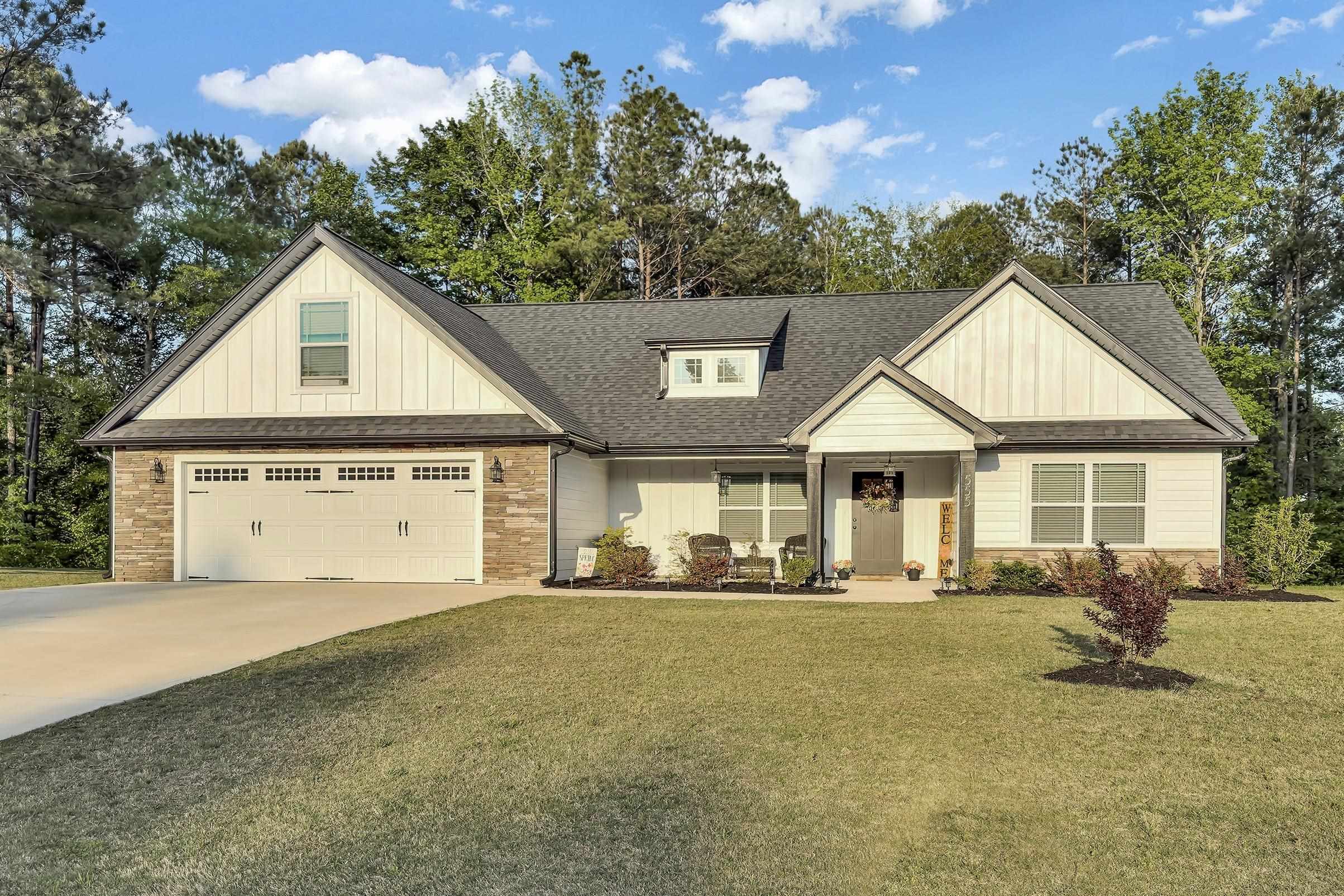 555 Canewood Lane, Campobello, South Carolina image 1