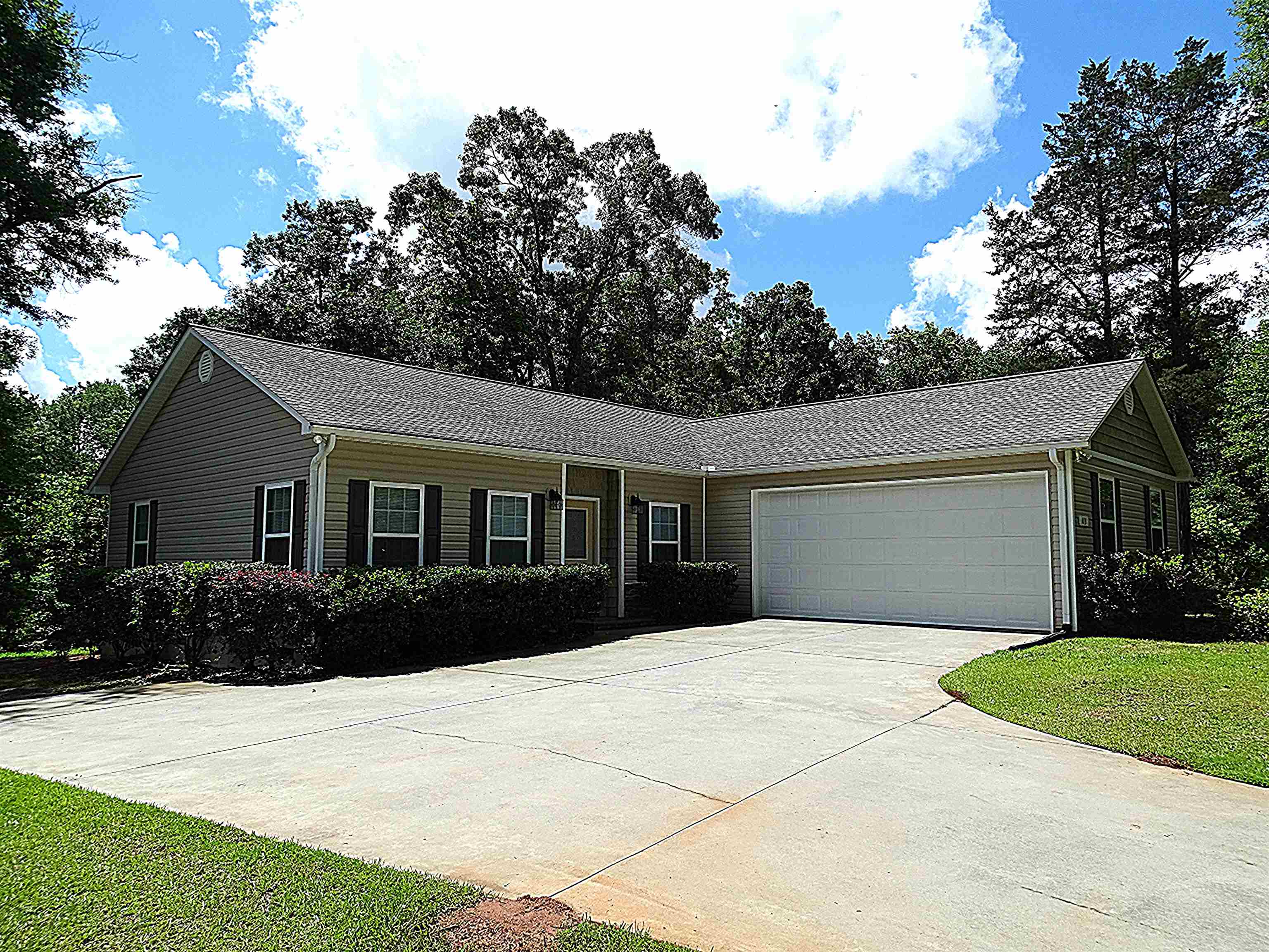 113 Post Oak Road, Duncan, South Carolina image 1