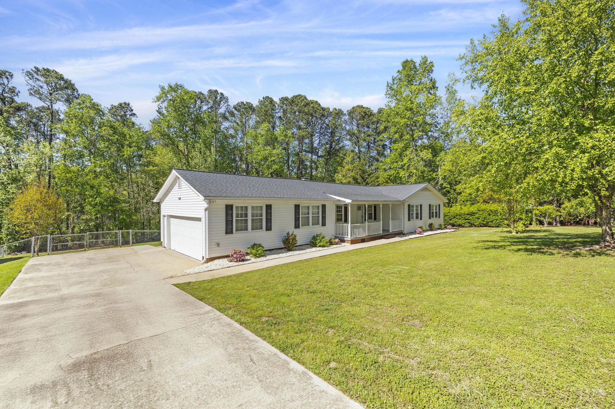 202 Trailwood Drive, Spartanburg, South Carolina image 1