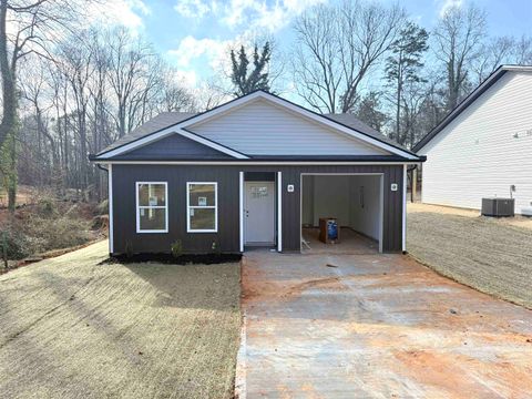 Homes For Sale - 189 N Georgia Avenue<br/> Chesnee, SC 29323